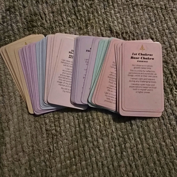 7 Healing Chakra Oracle Card Deck Ancient Wisdom Energy Meditation - Picture 4 of 4